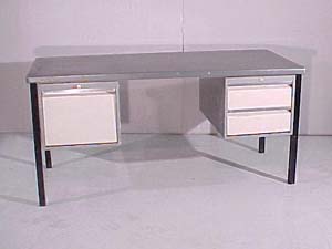 bureau (CB1484)