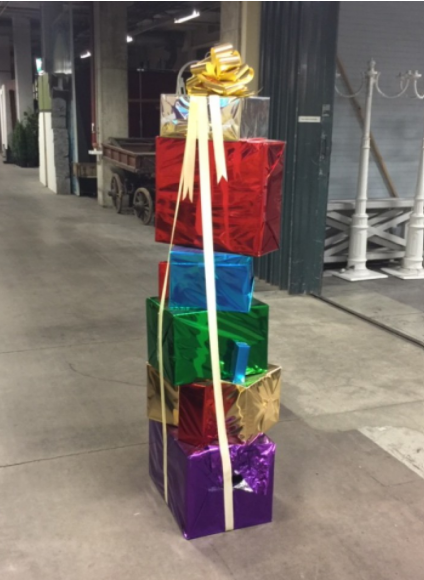Kerst cadeau's toren (RM435)