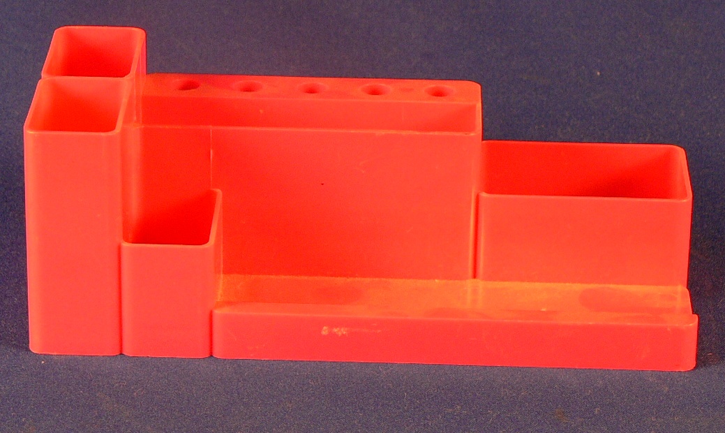 Pennenbakje (F414)