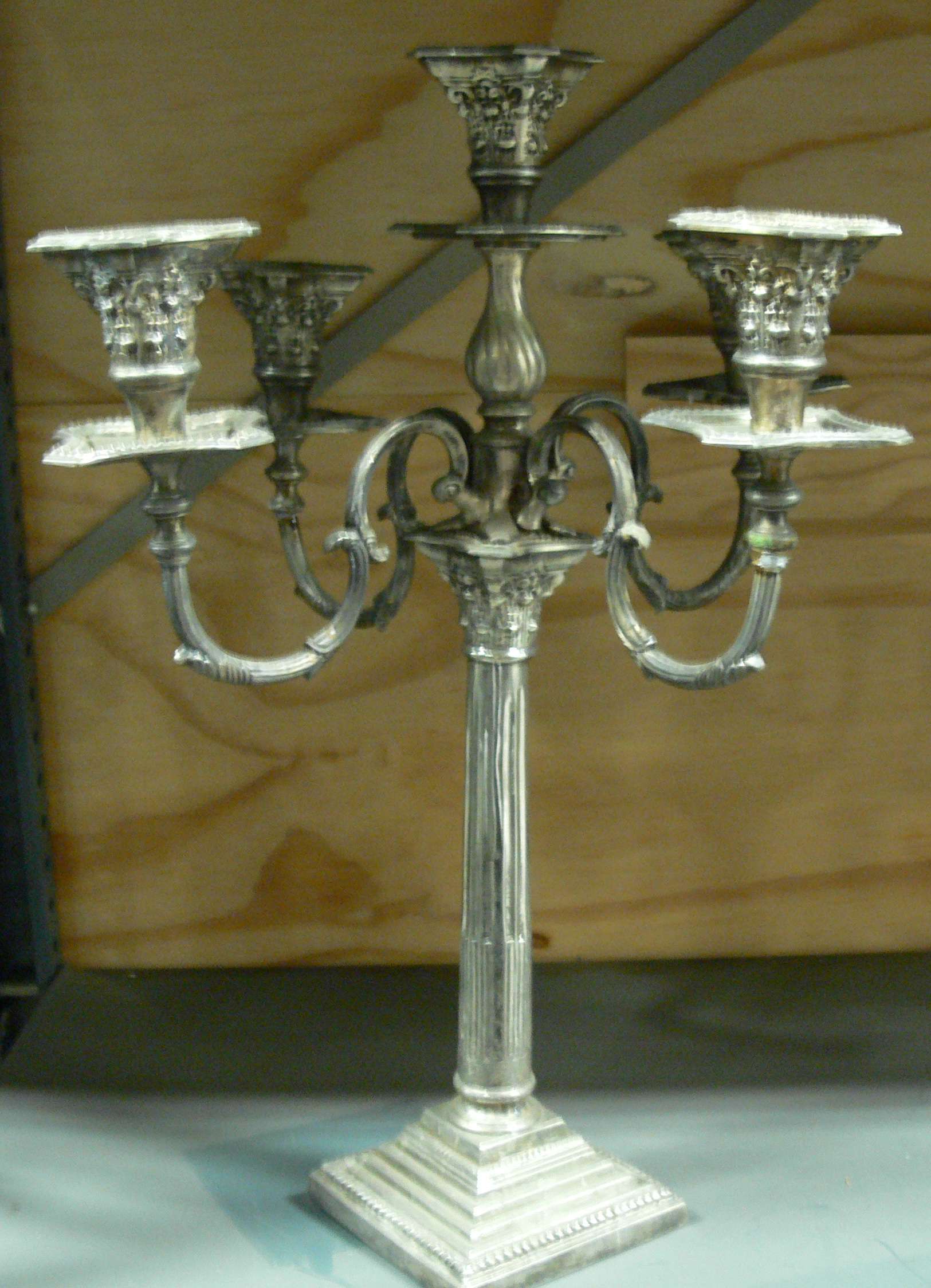 Kandelaar (V1677)